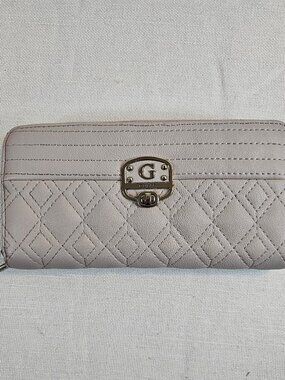 Guess Women's Gold Logo Zip Around Quilted Wallet